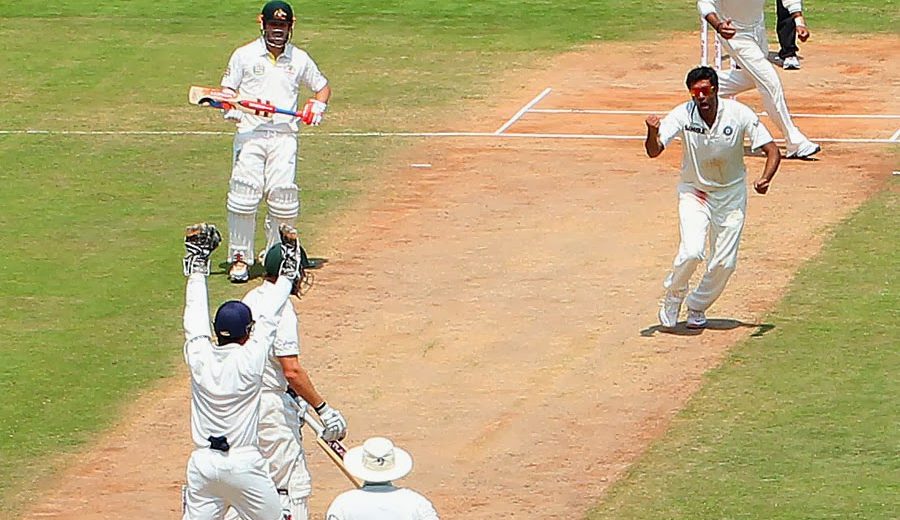 भईया एगो टिकटवा दिलवा दिजिये ना ……