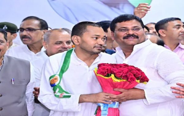 राजनीति में न उम्र की सीमा, न रिटायरमेंट…